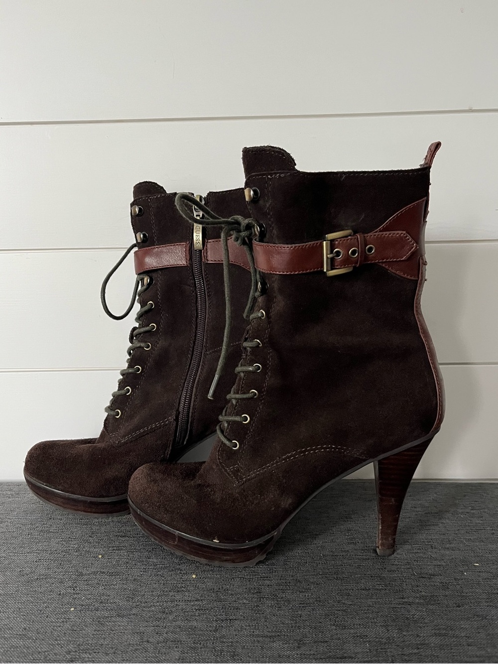 Vintage Y2K GUESS Genuine Leather Lace Up Heeled Boots Size 8 Brown